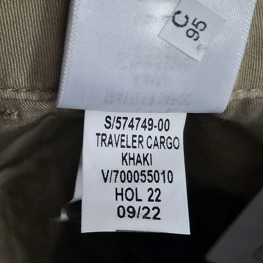 Banana Republic Traveler Cargo Pants Mens‎ 35x30 Beige Athletic Tapered Fit NWT